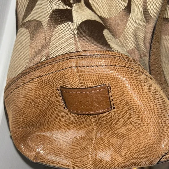 Coach Brown and Tan Signature Shoulder Bag - Picture 5 of 6